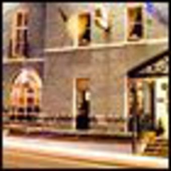 Club House Hotel