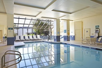 Hotel Embassy Suites Los Angeles - International Airport/north