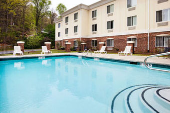 Holiday Inn Express Hotel  Suites Cherokee/ca