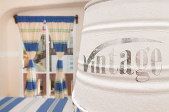 Vintage Hotel