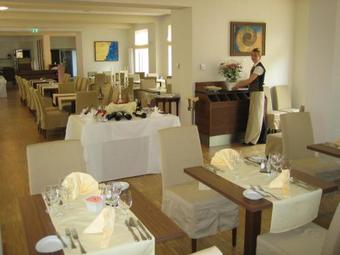 Sant� Royale Hotel