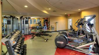 Hotel Cambria Suites