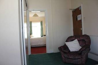 Cleehouse Hotel