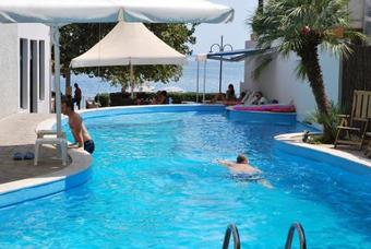 Hotel Kanelli Beach