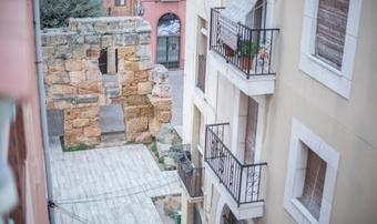 Forum Apartment