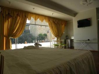 Posada Lamas Suites