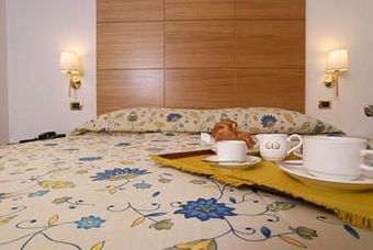 City Hotel