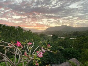 Quetzal Dorado Eco-lodge