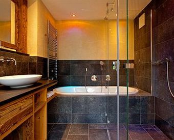 Hotel Tirol
