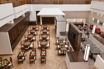 Hotel Embassy Suites Baltimore - At Bwi Airport
