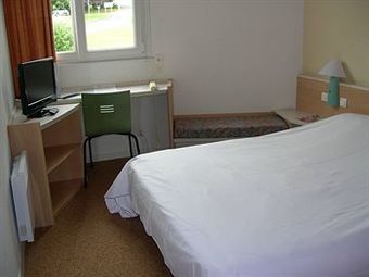 Brit Hotel Mescoat