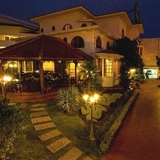 Hotel La Colonia