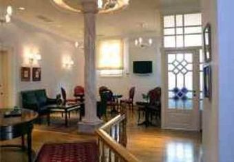 Aetoma Hotel