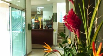 Hotel Alcarav�n