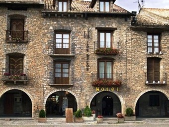 Hotel Los Arcos