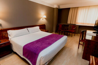 Delfos Hotel