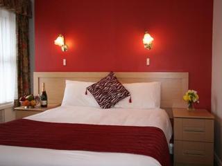 Grange Moor Hotel