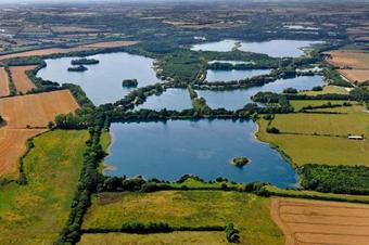 Lodge Lakes By Yoo