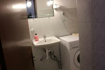 Aaron Apartments