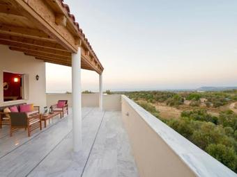 Villa Kiriana