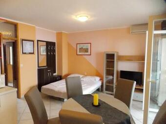 Apartments By The Sea Kustici (pag) - 4088