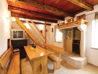 Two-bedroom Apartment In Vrsar