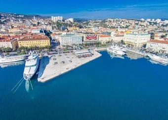 Apartments With Wifi Rijeka - 15333