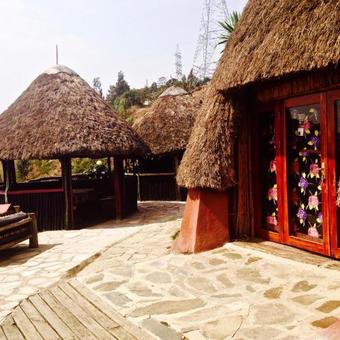Hotel Rwiza Village
