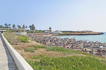 Villa Everly