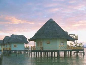 Hotel Punta Caracol Acqua Lodge