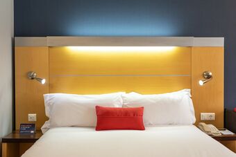 Holiday Inn Express Lisbon - Oeiras, An Ihg Hotel