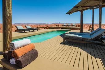 Dunes Lodge