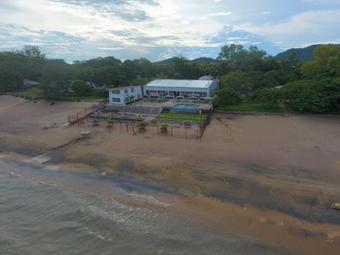 Lakeside Hotel