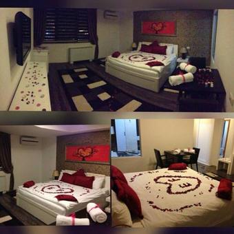 Theranda Hotel