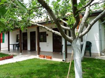 Hostal Guest House Ivanovi