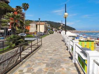 Apartamento Locazione Turistica Villa Baia Azzurra (and112)