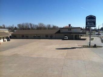 Brooks Motel