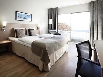 First Hotel Marina