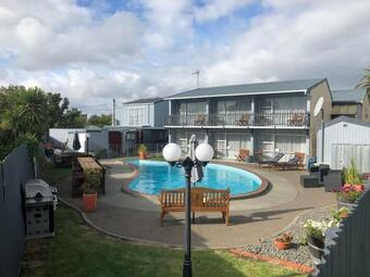 Raceway Motel