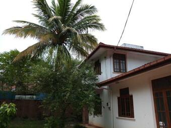 Villa Wadduwa