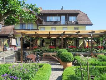 Hostal Wirtshaus Rutihof