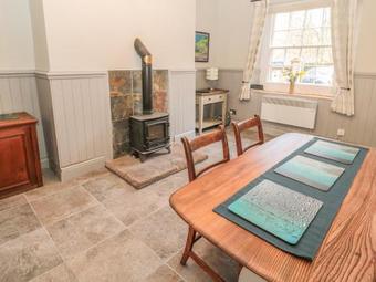 Gamekeepers Cottage