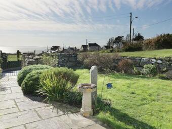 Happy Landing, Harlech