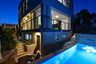 Villa Mirta