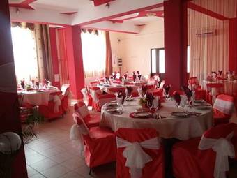 Hotel Tata Si Fii