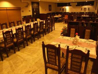 Hotel Saradharam