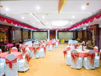 Hotel Ap Holiday Inn