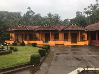 Sherlock Retreat - Yamini Green
