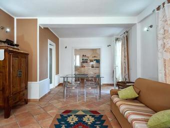 Modern Flat In Spacious Villa With Pool And Garden