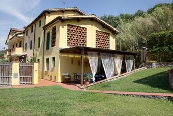 Rustico Con Piscina